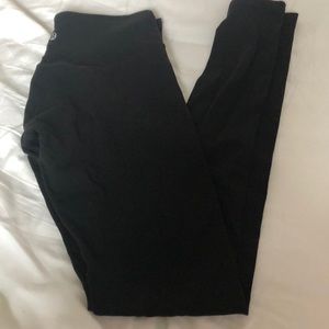 Lululemon wunder under low rise